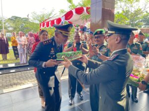 Kejutan Hangat dari TNI untuk Polri di Hari Bhayangkara ke-79 di Demak